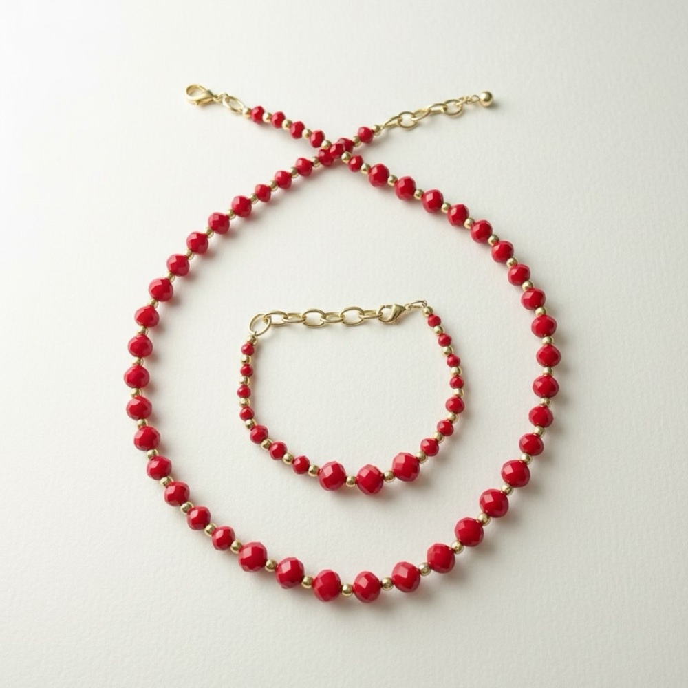 ♦️♦️Red Glass‎ Beads accented with Gold Beaded Necklace & Bracelet Set♦️♦️
